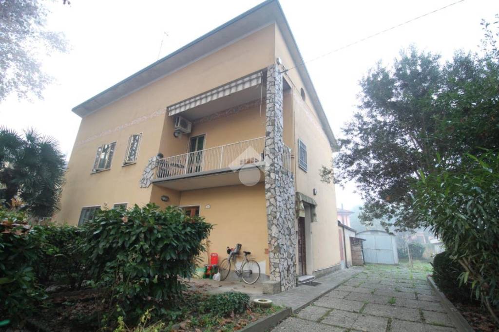 casa indipendente in vendita a Suzzara