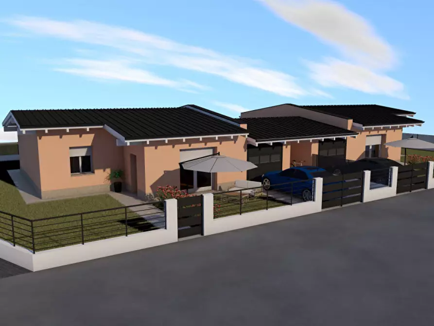 casa indipendente in vendita a Suzzara