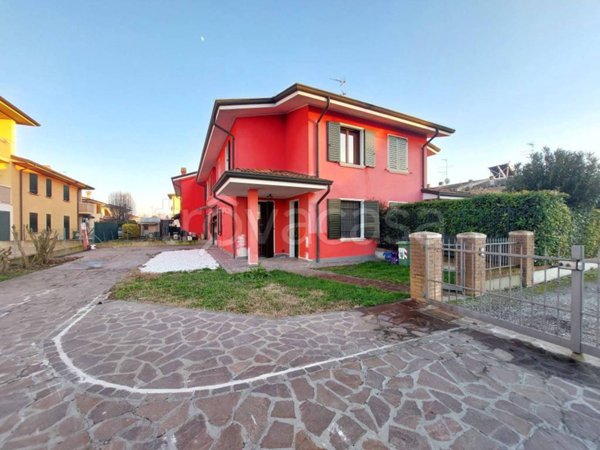 casa indipendente in vendita a Suzzara