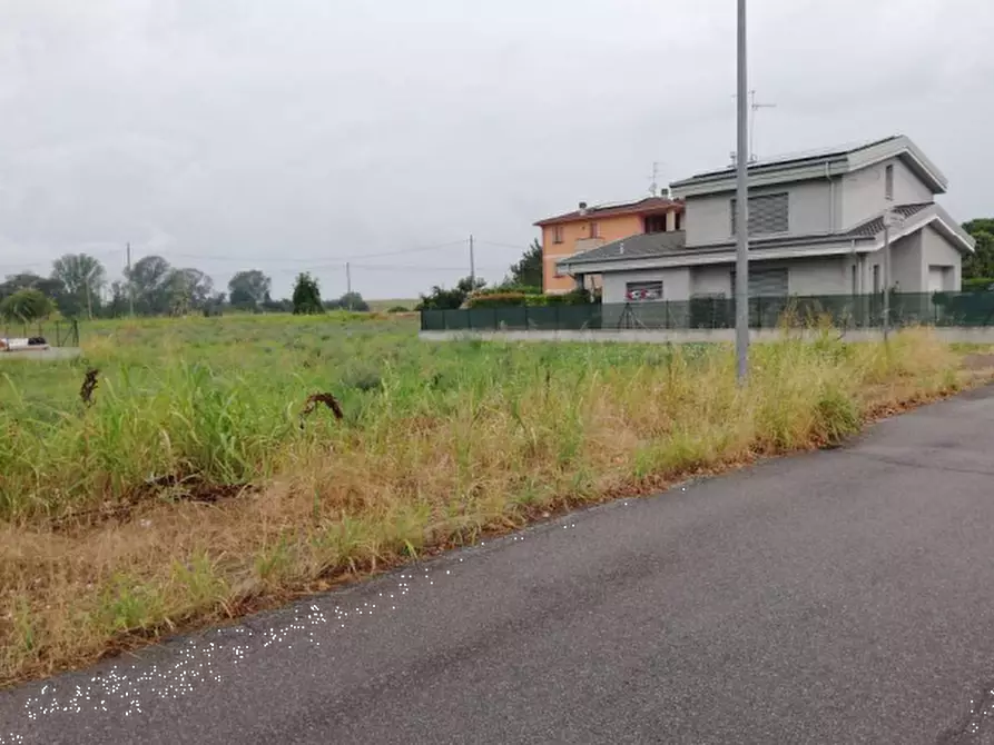 terreno edificabile in vendita a Suzzara