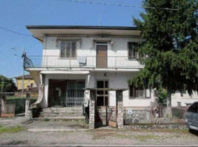 negozio in vendita a Suzzara