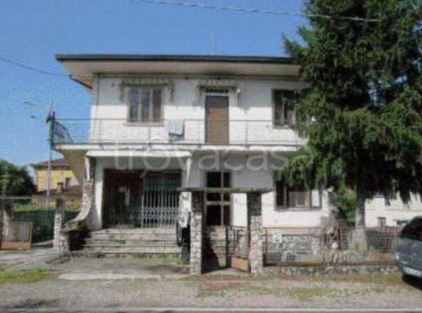 negozio in vendita a Suzzara