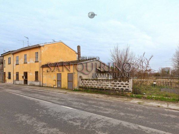 casa indipendente in vendita a Suzzara