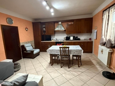 casa indipendente in vendita a Suzzara