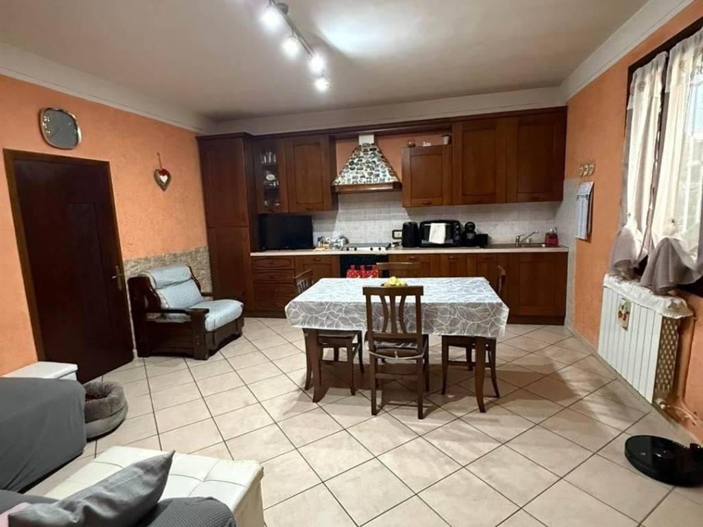 casa indipendente in vendita a Suzzara