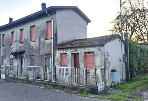 casa indipendente in vendita a Suzzara