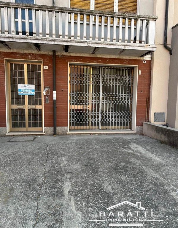 negozio in vendita a Suzzara