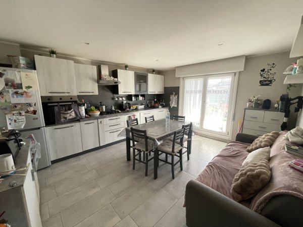 casa indipendente in vendita a Suzzara