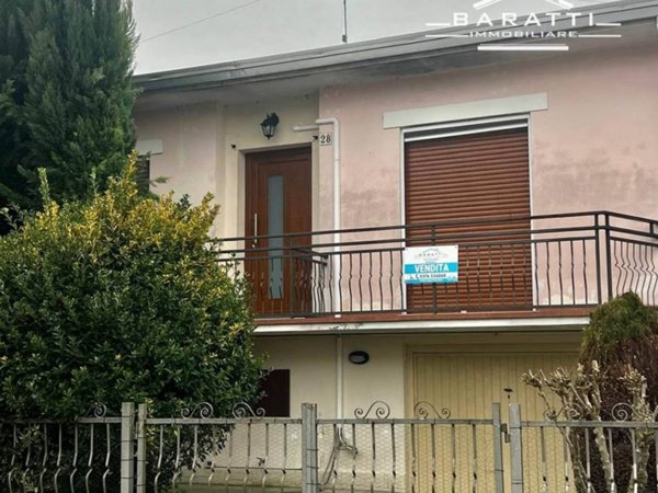casa indipendente in vendita a Suzzara