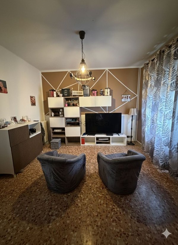 casa indipendente in vendita a Suzzara