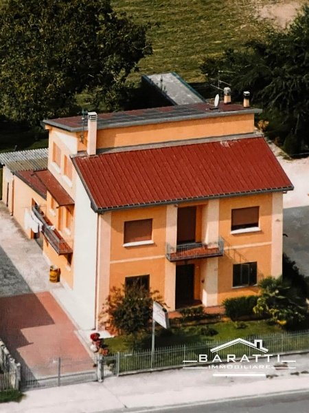 casa indipendente in vendita a Suzzara
