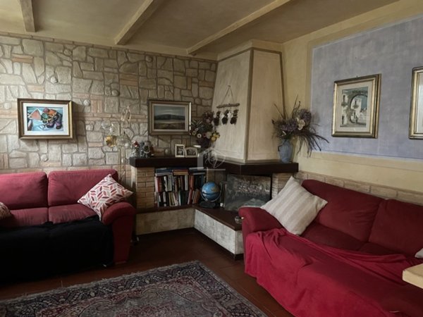 casa indipendente in vendita a Suzzara