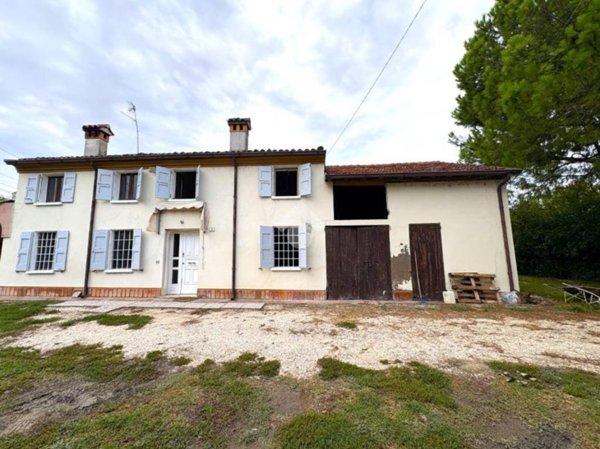 casa indipendente in vendita a Suzzara