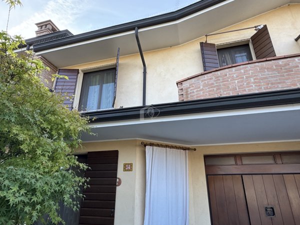 casa indipendente in vendita a Suzzara