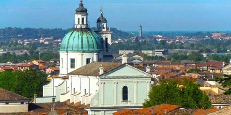 casa indipendente in vendita a Suzzara