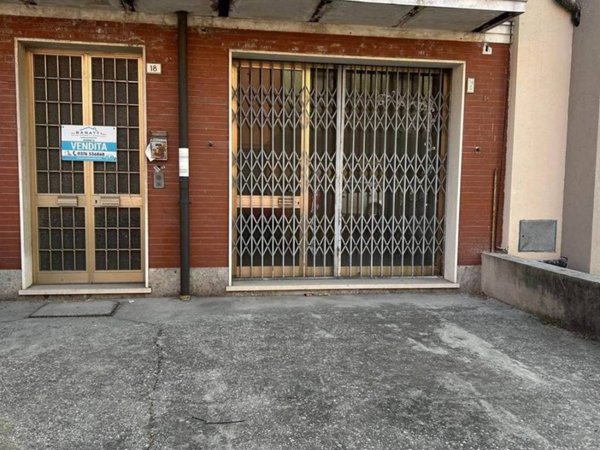 negozio in vendita a Suzzara