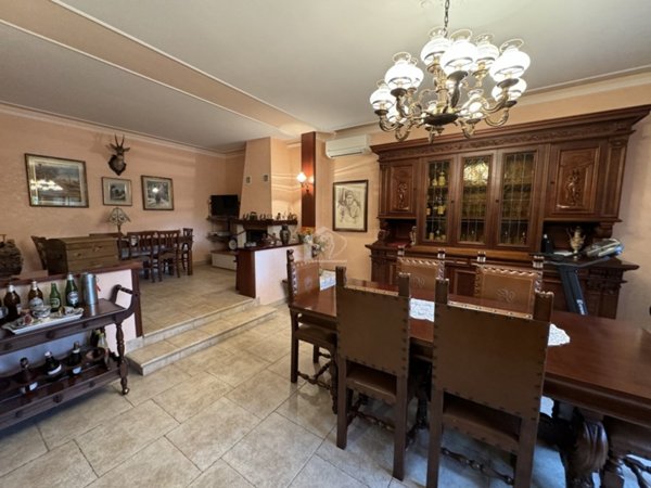 casa indipendente in vendita a Suzzara