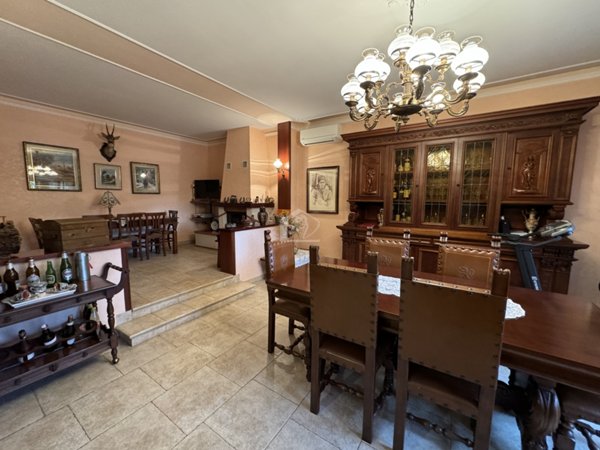 casa indipendente in vendita a Suzzara