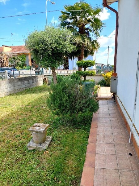 casa indipendente in vendita a Suzzara