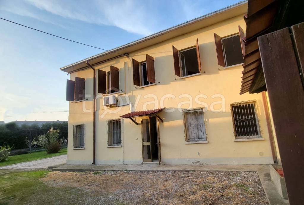 casa indipendente in vendita a Suzzara