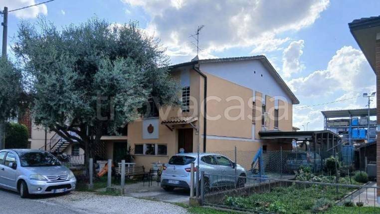 casa indipendente in vendita a Suzzara