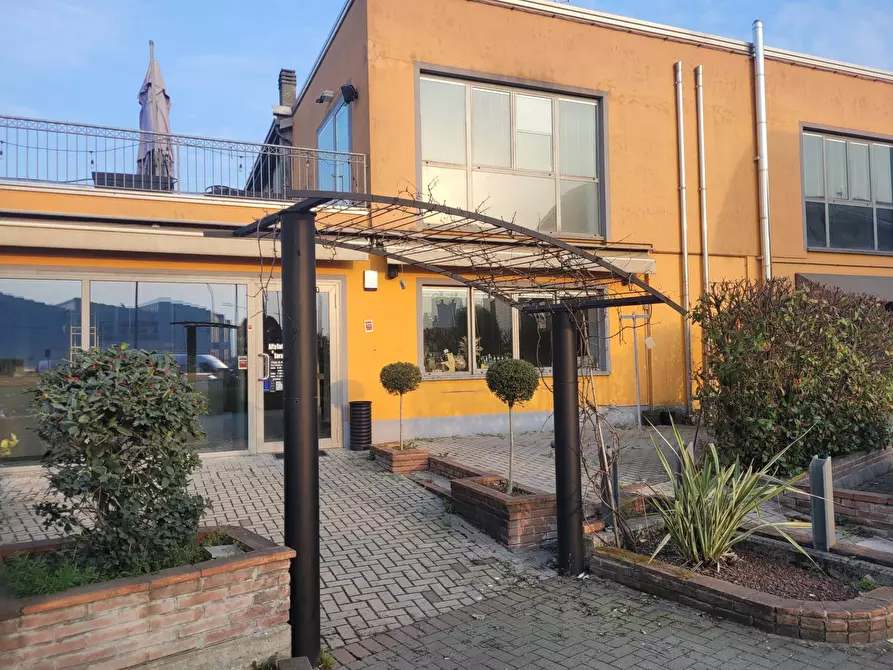 negozio in vendita a Suzzara