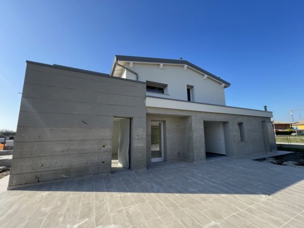 appartamento in vendita a Suzzara