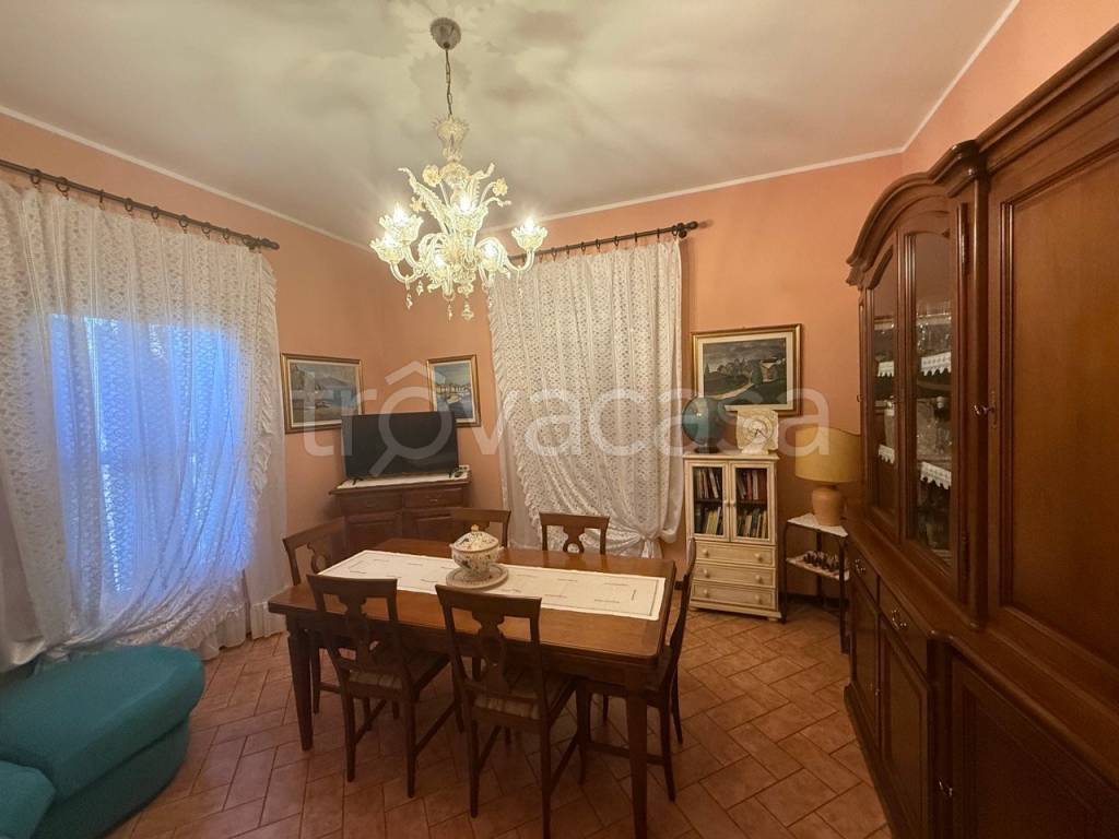 casa indipendente in vendita a Suzzara