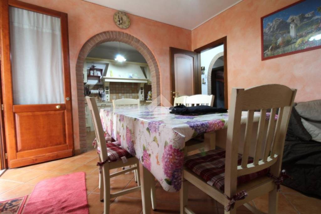 casa indipendente in vendita a Suzzara