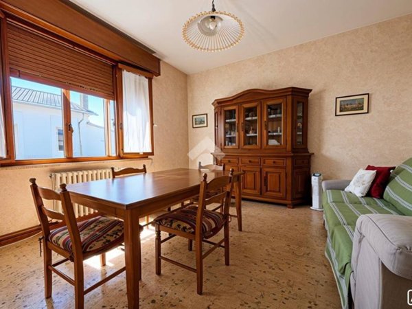 casa indipendente in vendita a Suzzara
