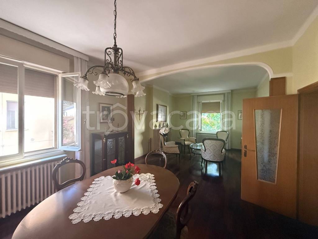 casa indipendente in vendita a Suzzara