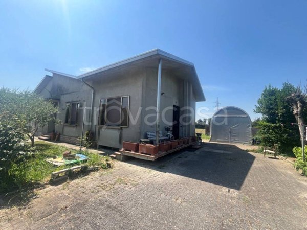 casa indipendente in vendita a Suzzara
