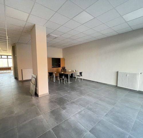 ufficio in vendita a Suzzara