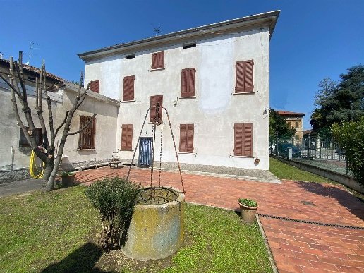 casa indipendente in vendita a Suzzara in zona Brusatasso