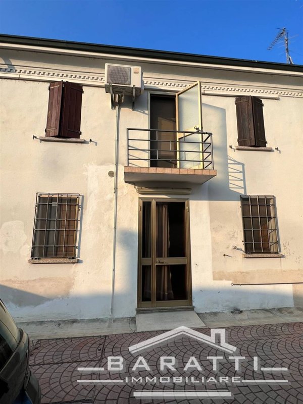 casa indipendente in vendita a Suzzara in zona Brusatasso