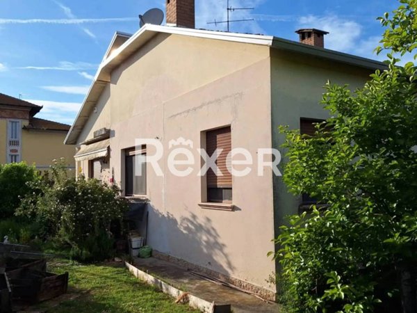 casa indipendente in vendita a Suzzara
