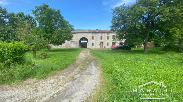 casa indipendente in vendita a Suzzara in zona Sailetto