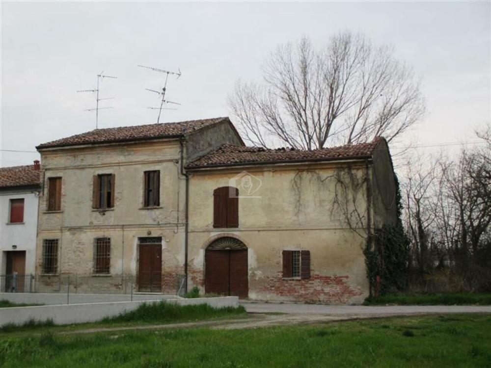 casa indipendente in vendita a Suzzara