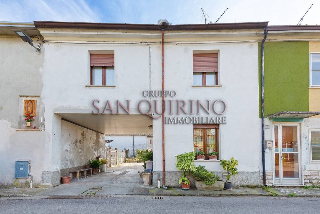casa indipendente in vendita a Viadana in zona Cizzolo