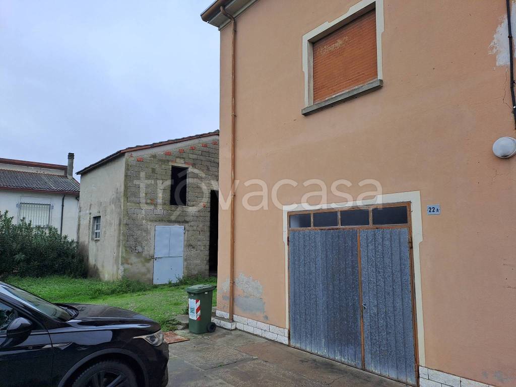 casa indipendente in vendita a Viadana in zona Casaletto