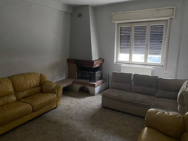 casa indipendente in vendita a Viadana in zona Casaletto