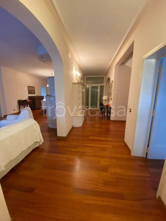 casa indipendente in vendita a Viadana
