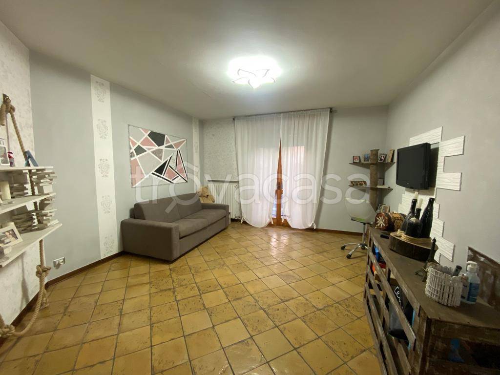appartamento in vendita a Viadana in zona Cicognara