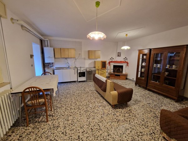appartamento in vendita a Viadana in zona Buzzoletto