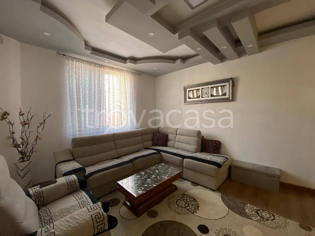 casa indipendente in vendita a Viadana