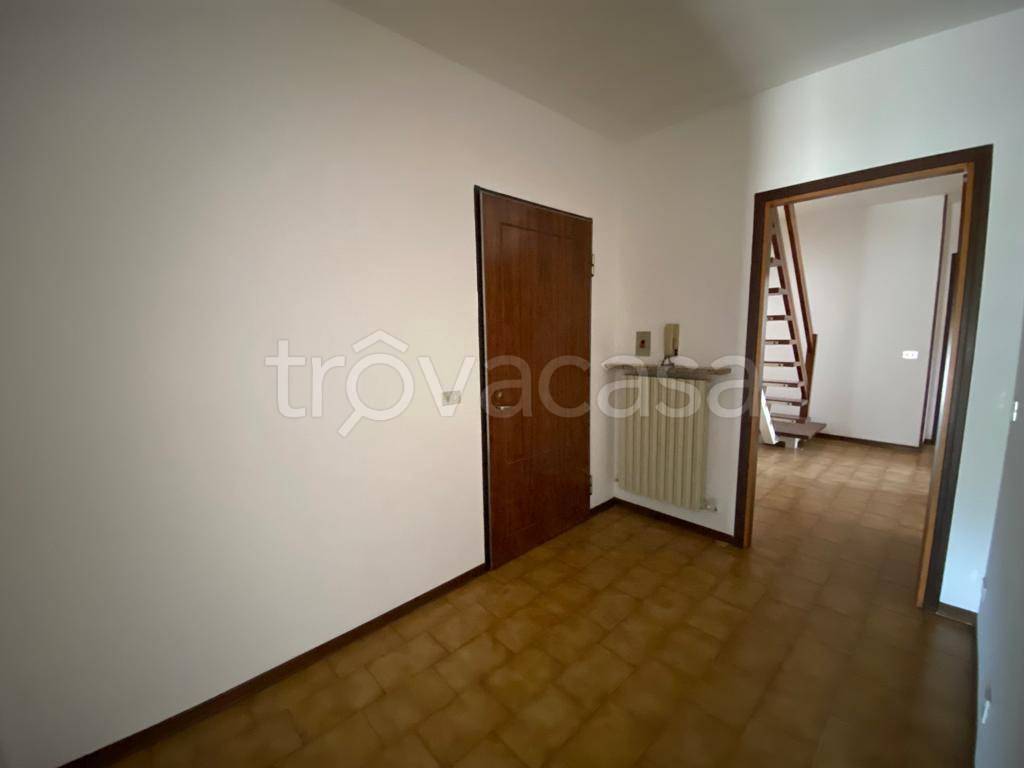 casa indipendente in vendita a Viadana