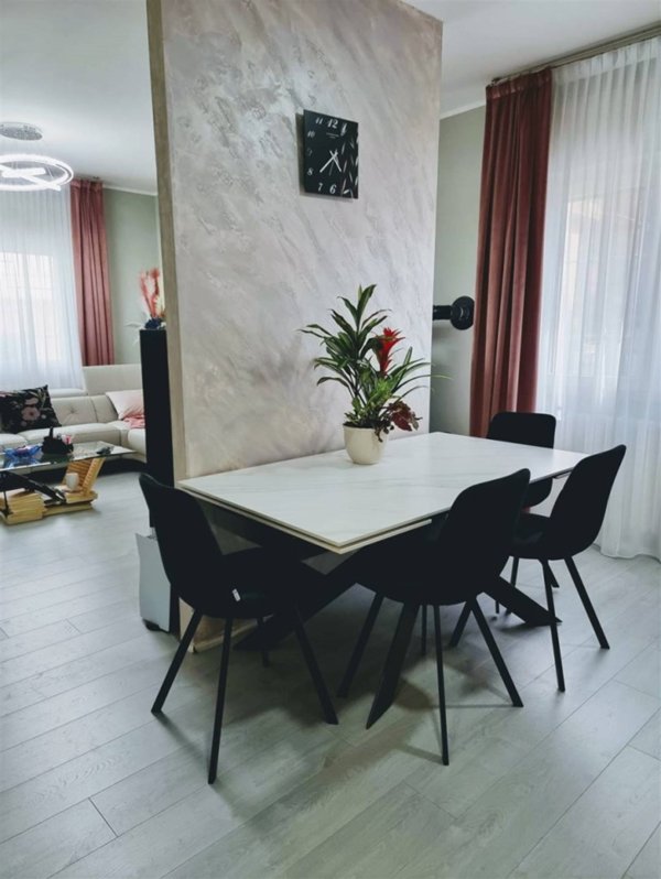 casa indipendente in vendita a Viadana