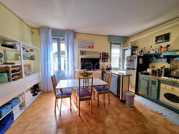 casa indipendente in vendita a Viadana in zona Cicognara