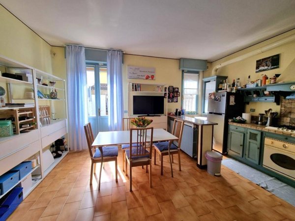 casa indipendente in vendita a Viadana in zona Cicognara