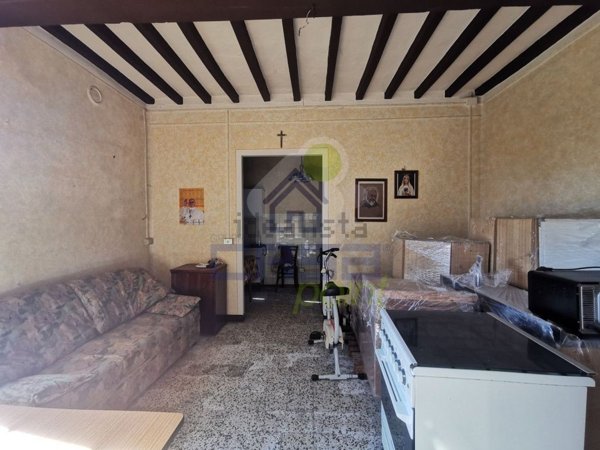 casa indipendente in vendita a Viadana